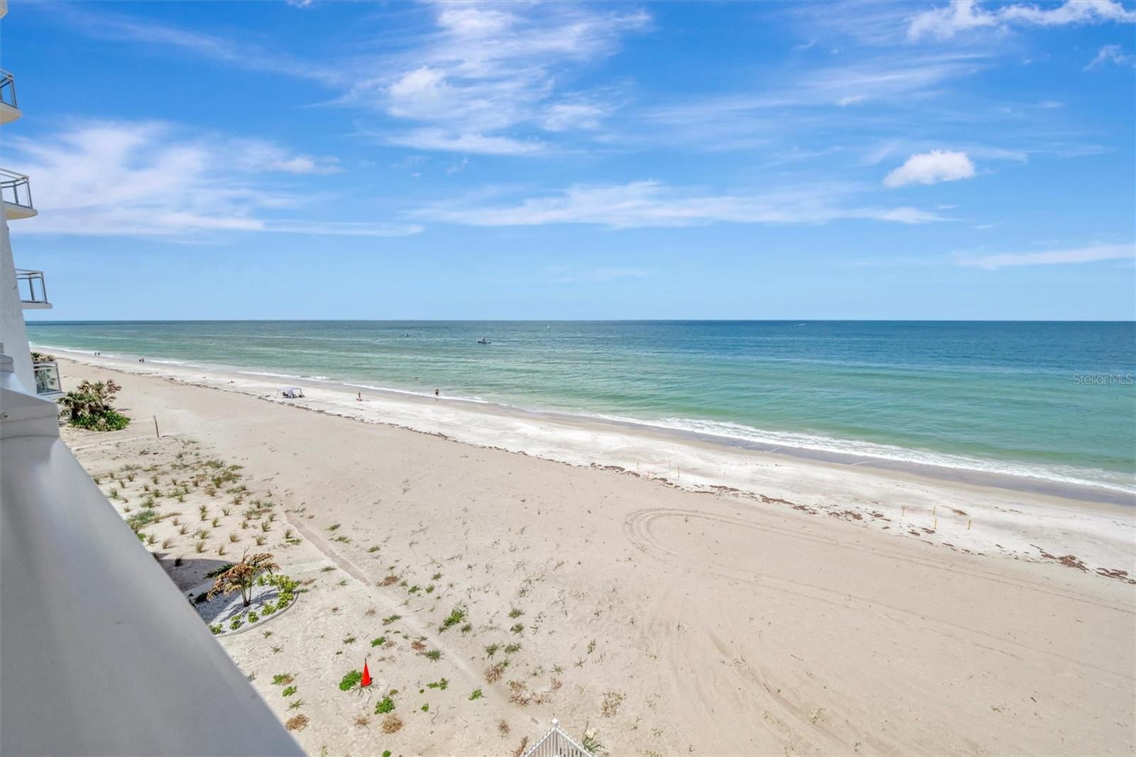Image 36 of 74 For 1586 Gulf Boulevard 2401