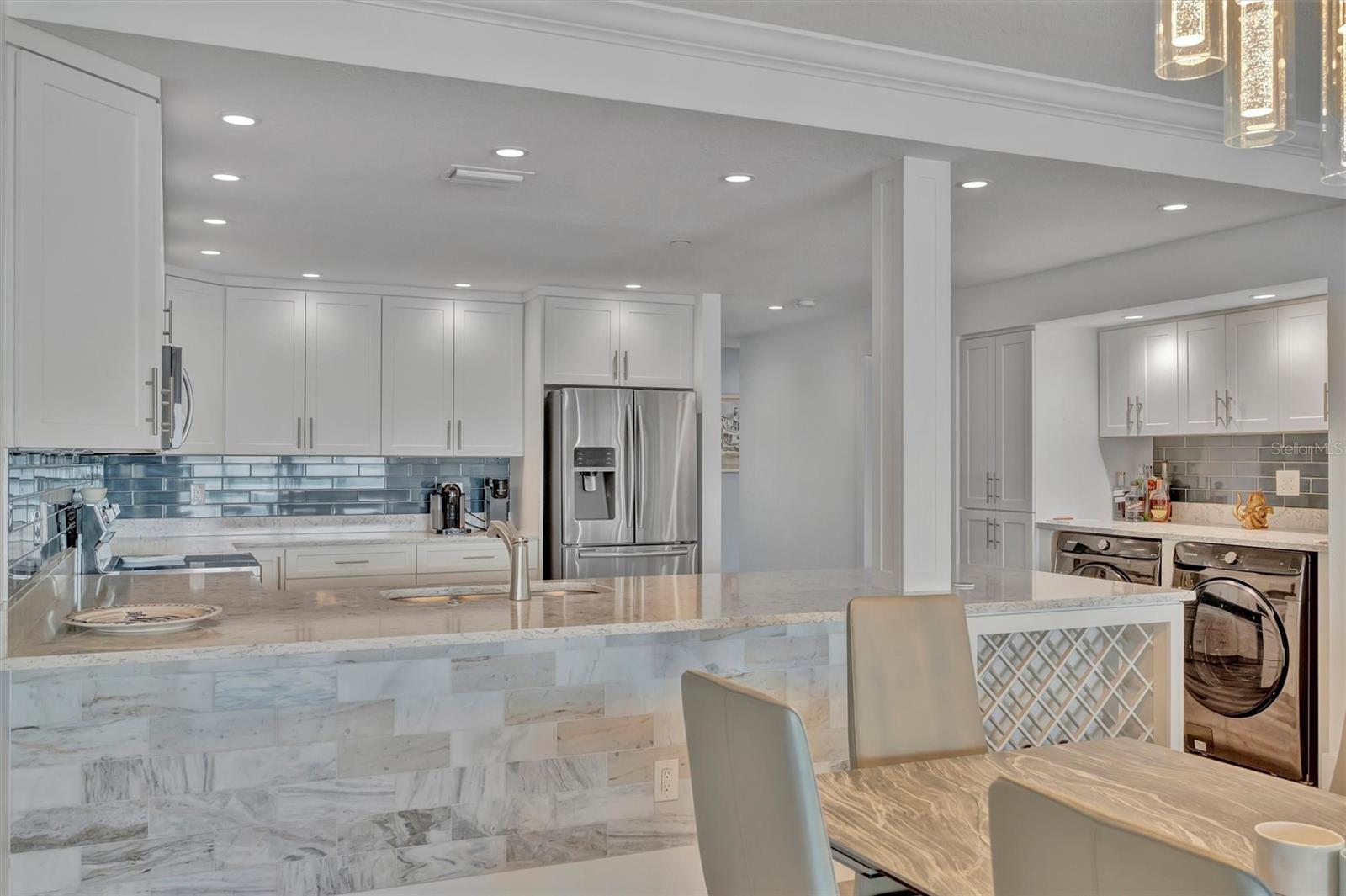 Image 39 of 74 For 1586 Gulf Boulevard 2401
