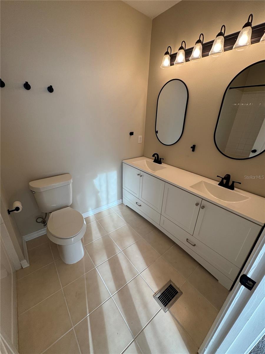 Image 34 of 42 For 5623 Gaspar Oaks Drive