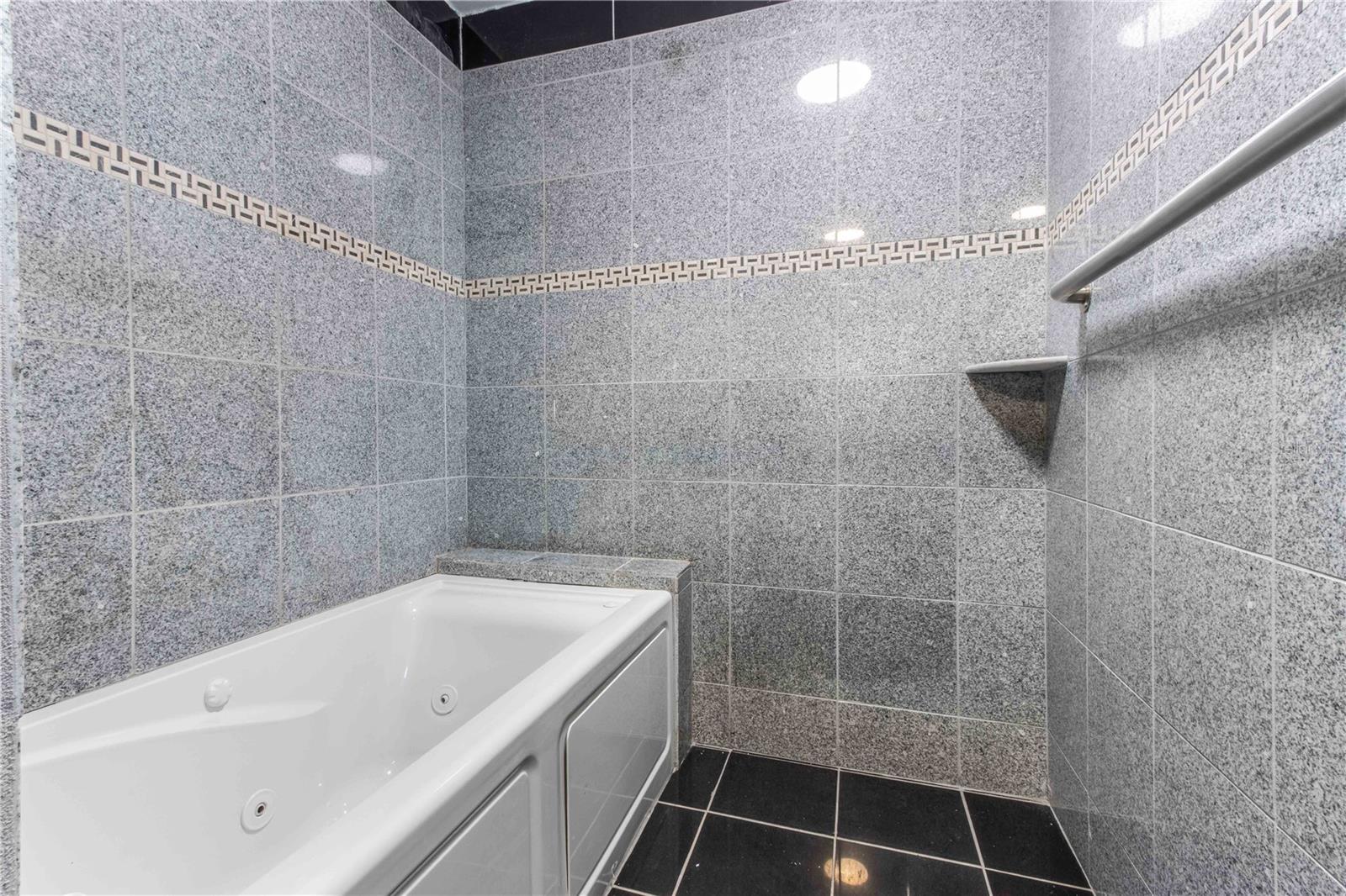 Image 33 of 87 For 4117 Daventry Lane