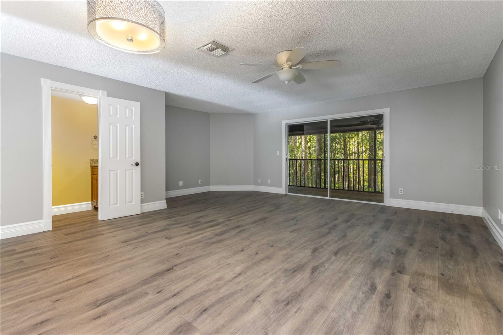 Image 9 of 87 For 4117 Daventry Lane