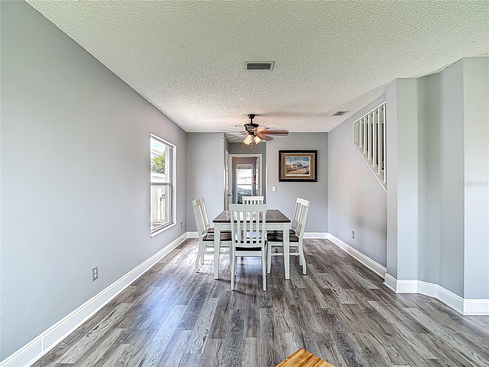 Image 11 of 61 For 9707 Kings Canyon Place