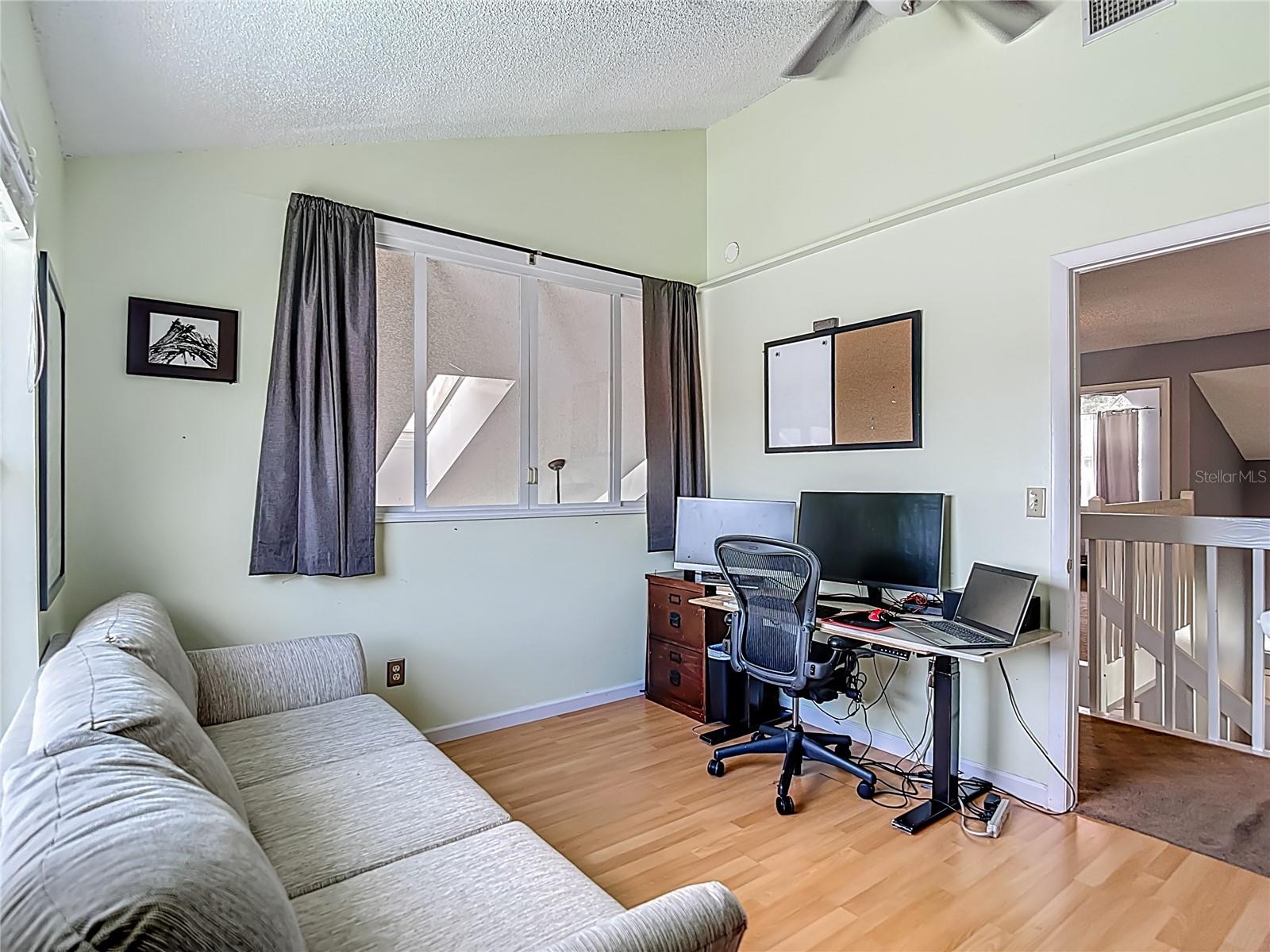Image 33 of 61 For 9707 Kings Canyon Place