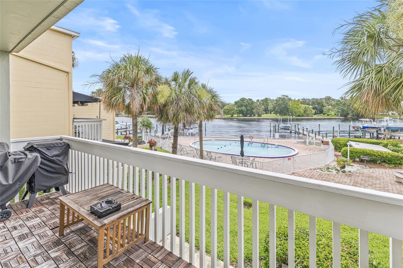 Image 15 of 36 For 2424 Tampa Bay Boulevard B211