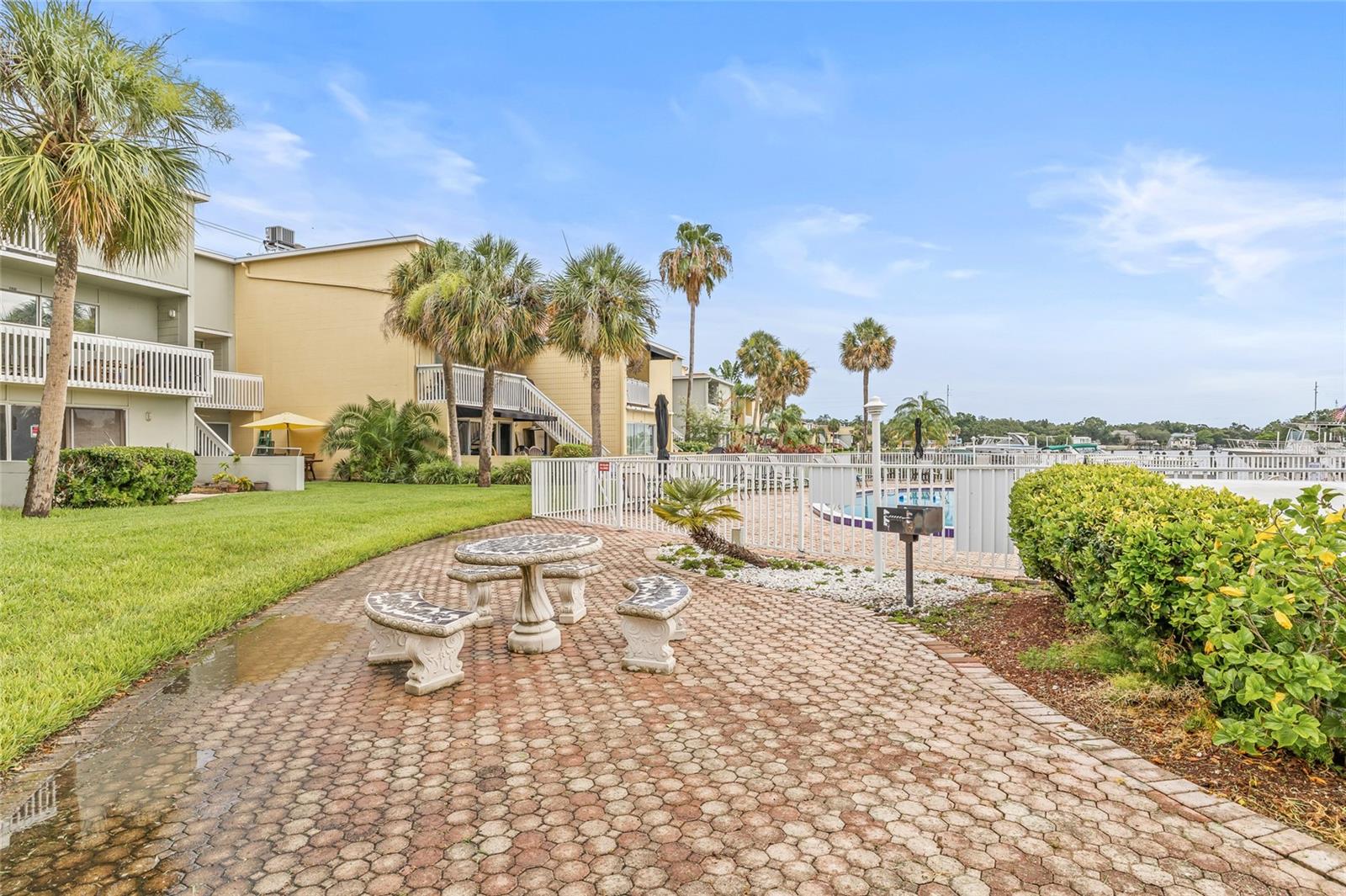 Image 33 of 36 For 2424 Tampa Bay Boulevard B211