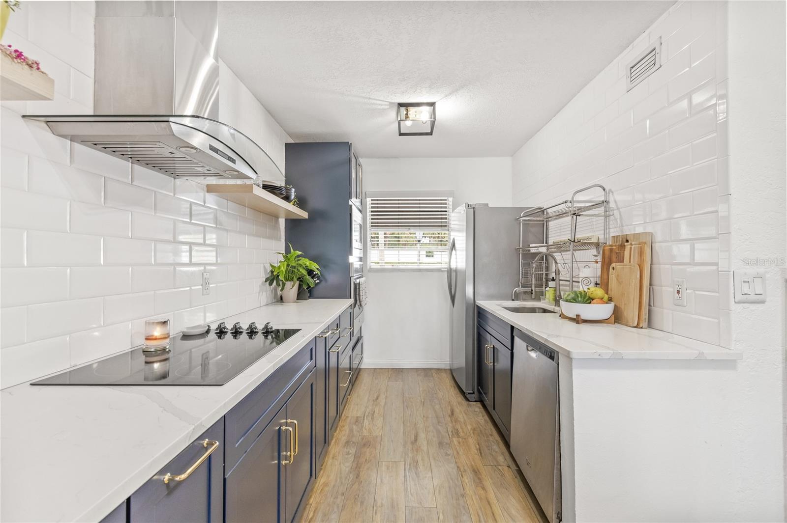 Image 6 of 36 For 2424 Tampa Bay Boulevard B211