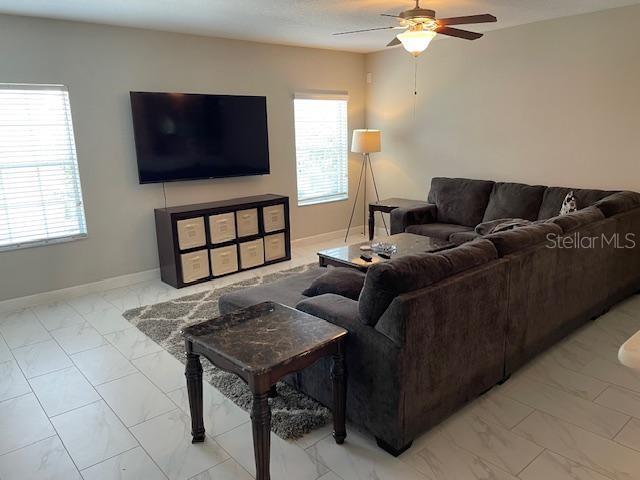 Listing photo id 4 for 1509 Lemon Street