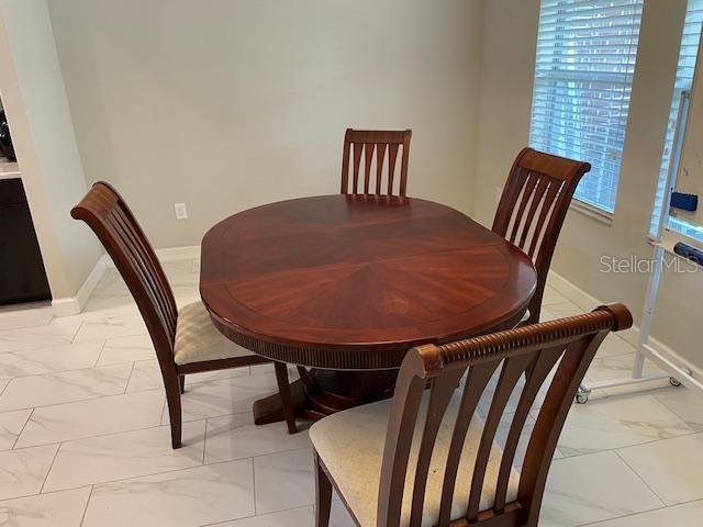 Listing photo id 5 for 1509 Lemon Street