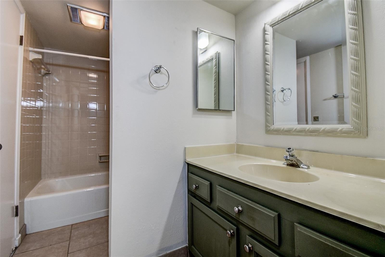 Image 15 of 36 For 5940 Pelican Bay Plaza S 406