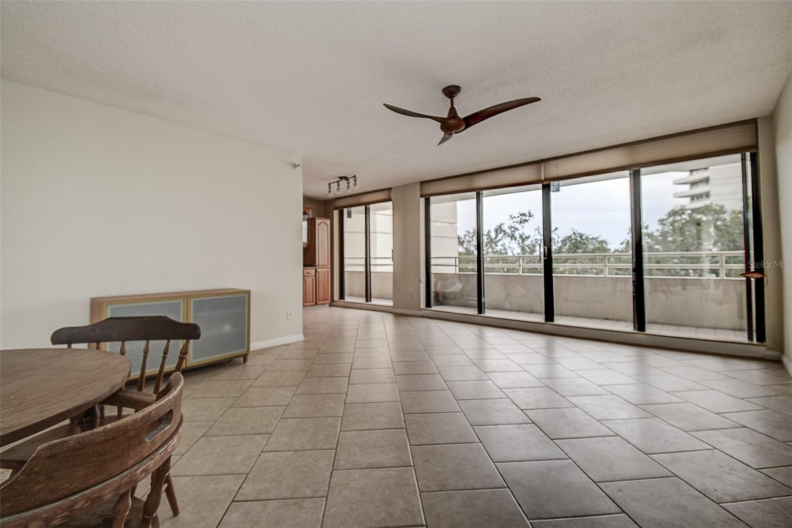 Image 2 of 36 For 5940 Pelican Bay Plaza S 406