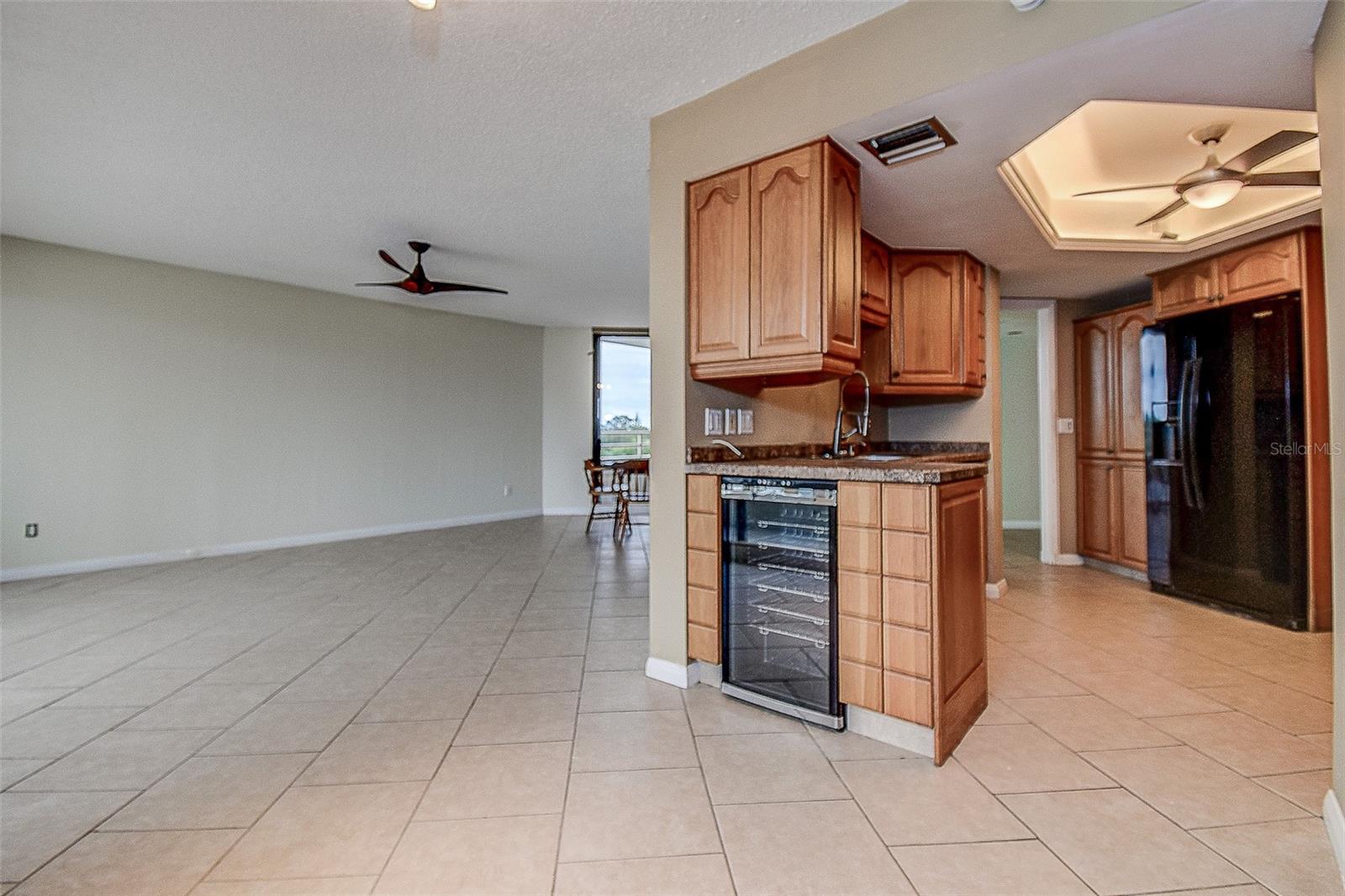 Image 5 of 36 For 5940 Pelican Bay Plaza S 406