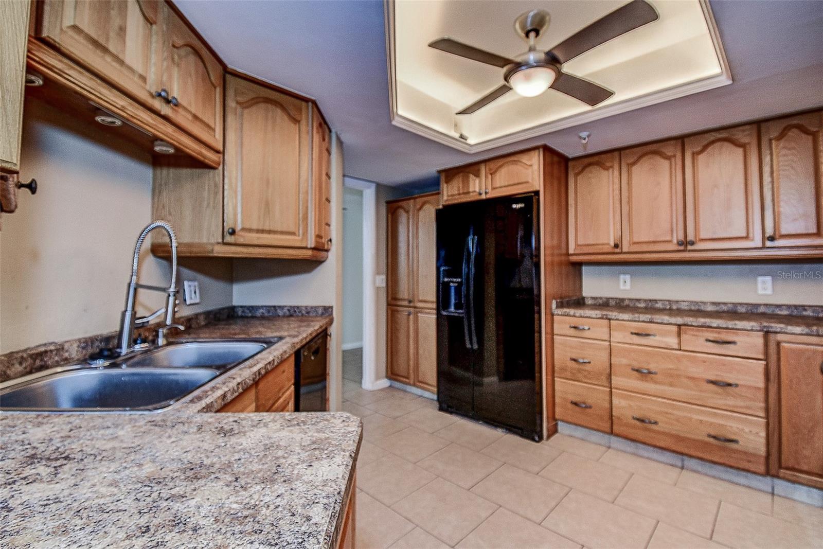Image 7 of 36 For 5940 Pelican Bay Plaza S 406