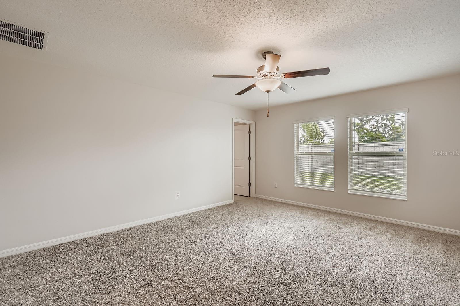 Image 17 of 28 For 917 Timeless Moss Drive