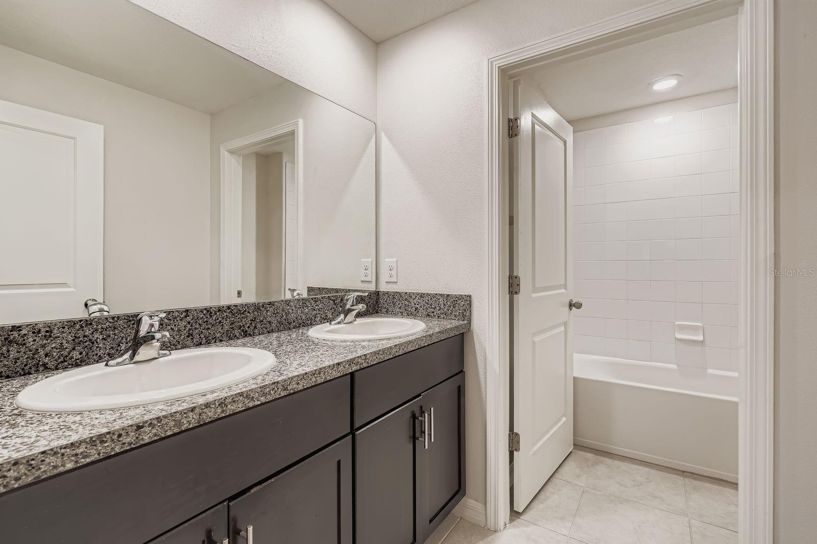 Image 22 of 28 For 917 Timeless Moss Drive
