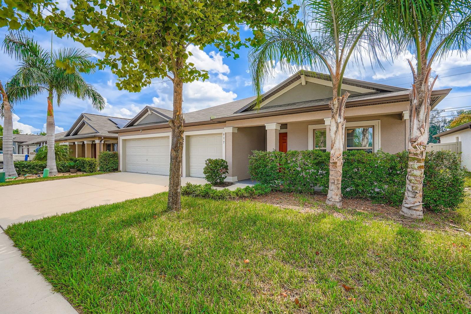 Image 3 of 28 For 917 Timeless Moss Drive