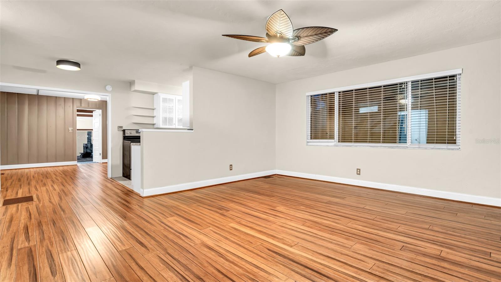 Image 5 of 28 For 527 31st Avenue N