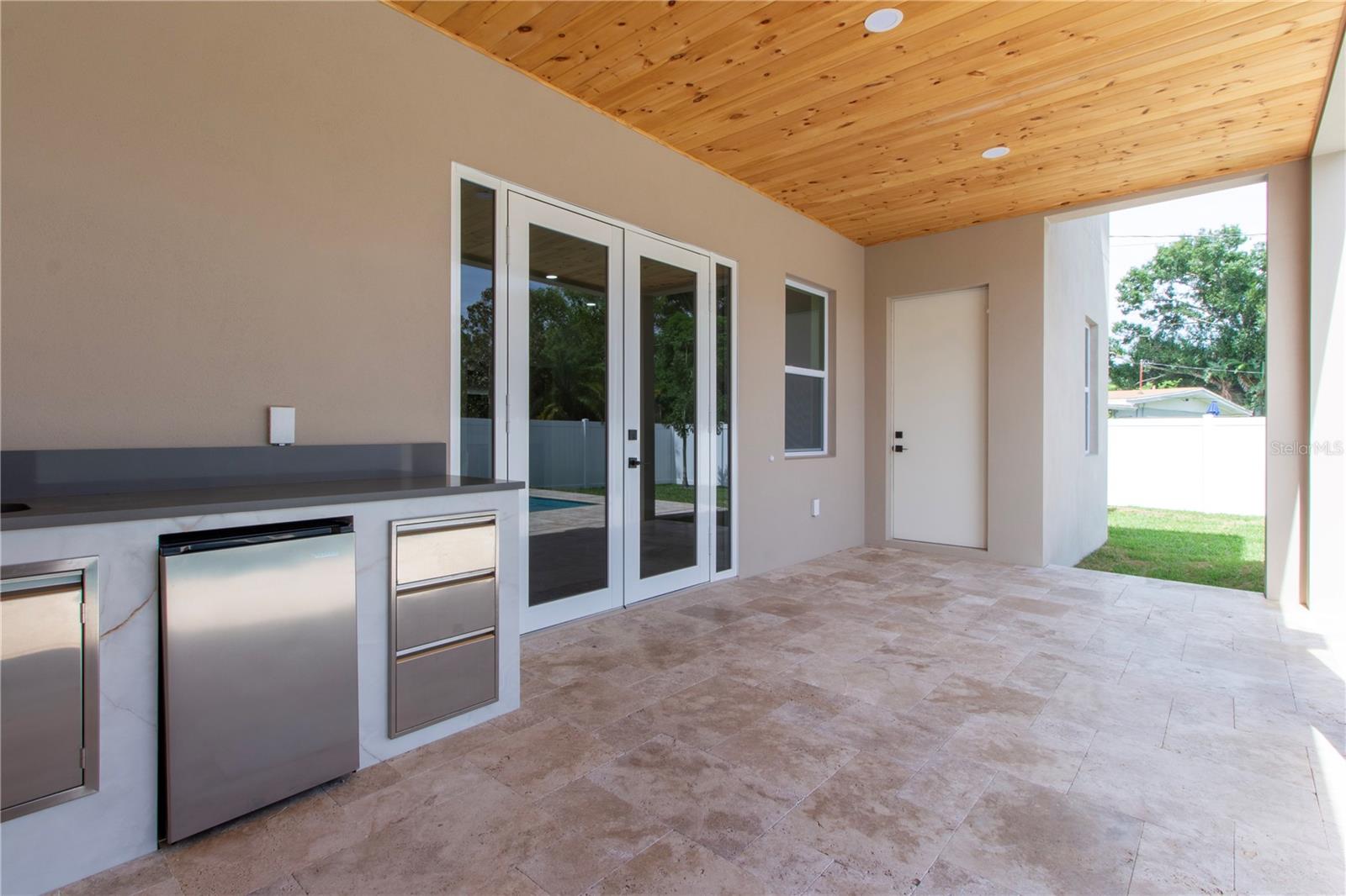 Image 21 of 89 For 1808 Erna Drive