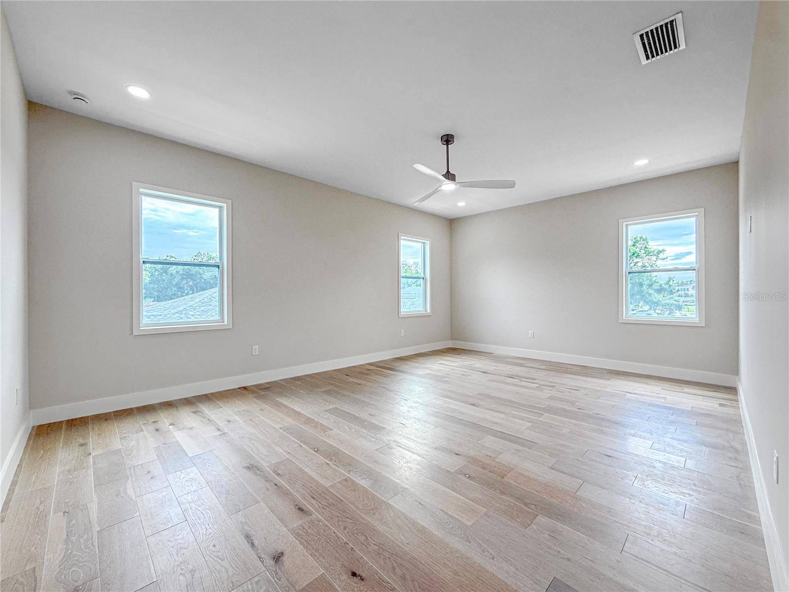 Image 24 of 89 For 1808 Erna Drive