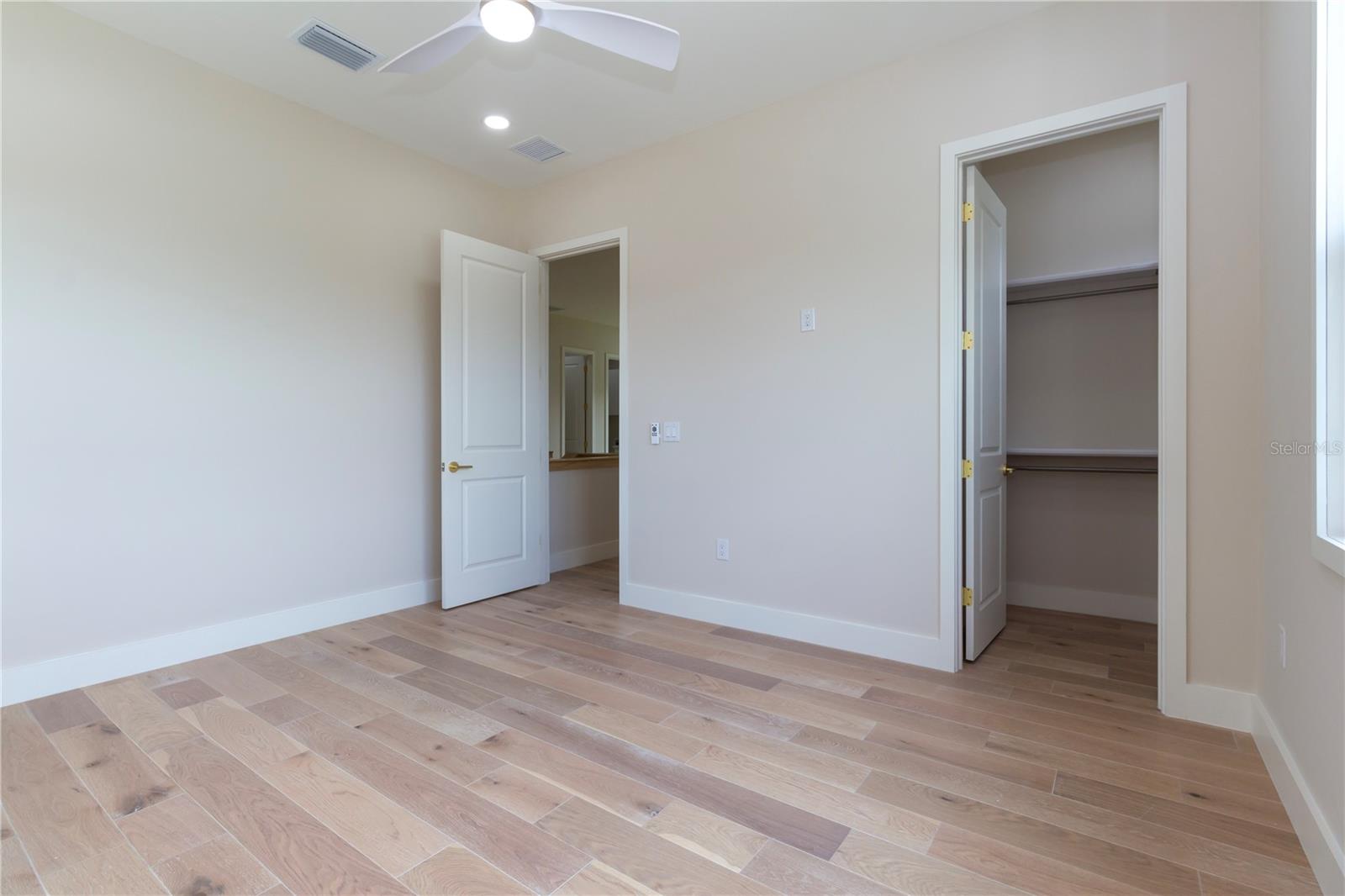 Image 33 of 89 For 1808 Erna Drive