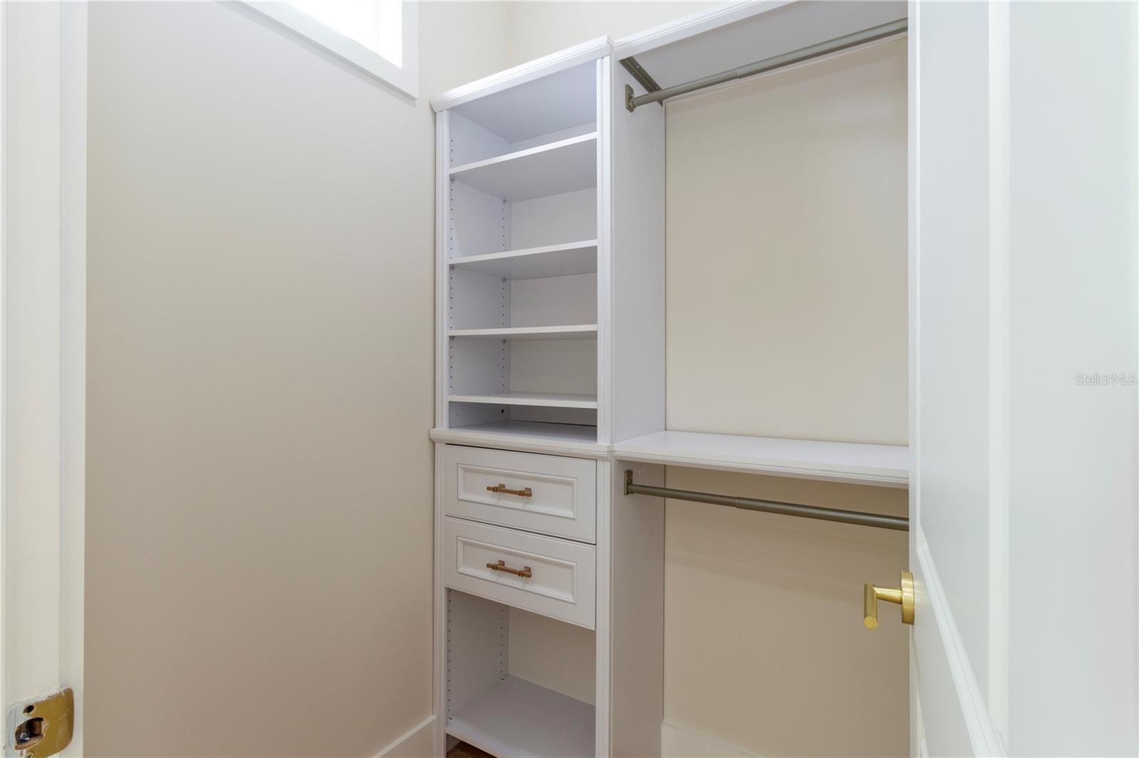 Image 35 of 89 For 1808 Erna Drive