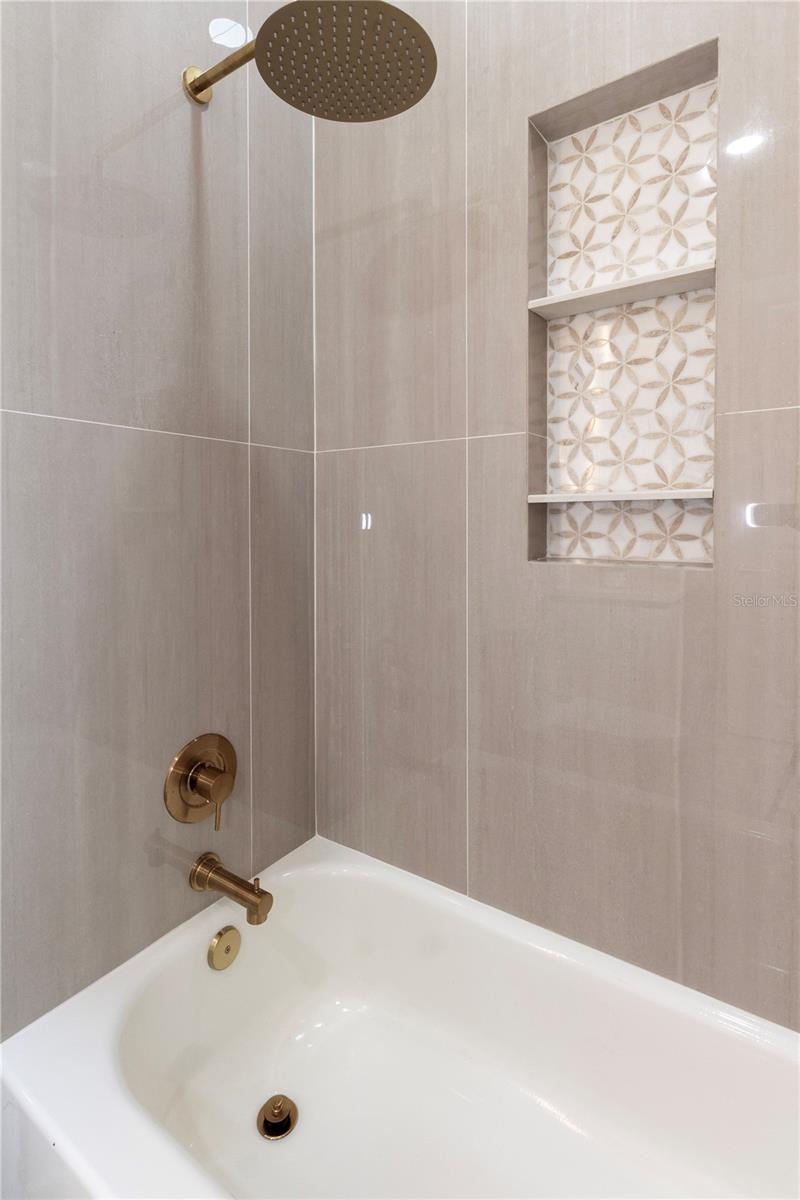 Image 37 of 89 For 1808 Erna Drive