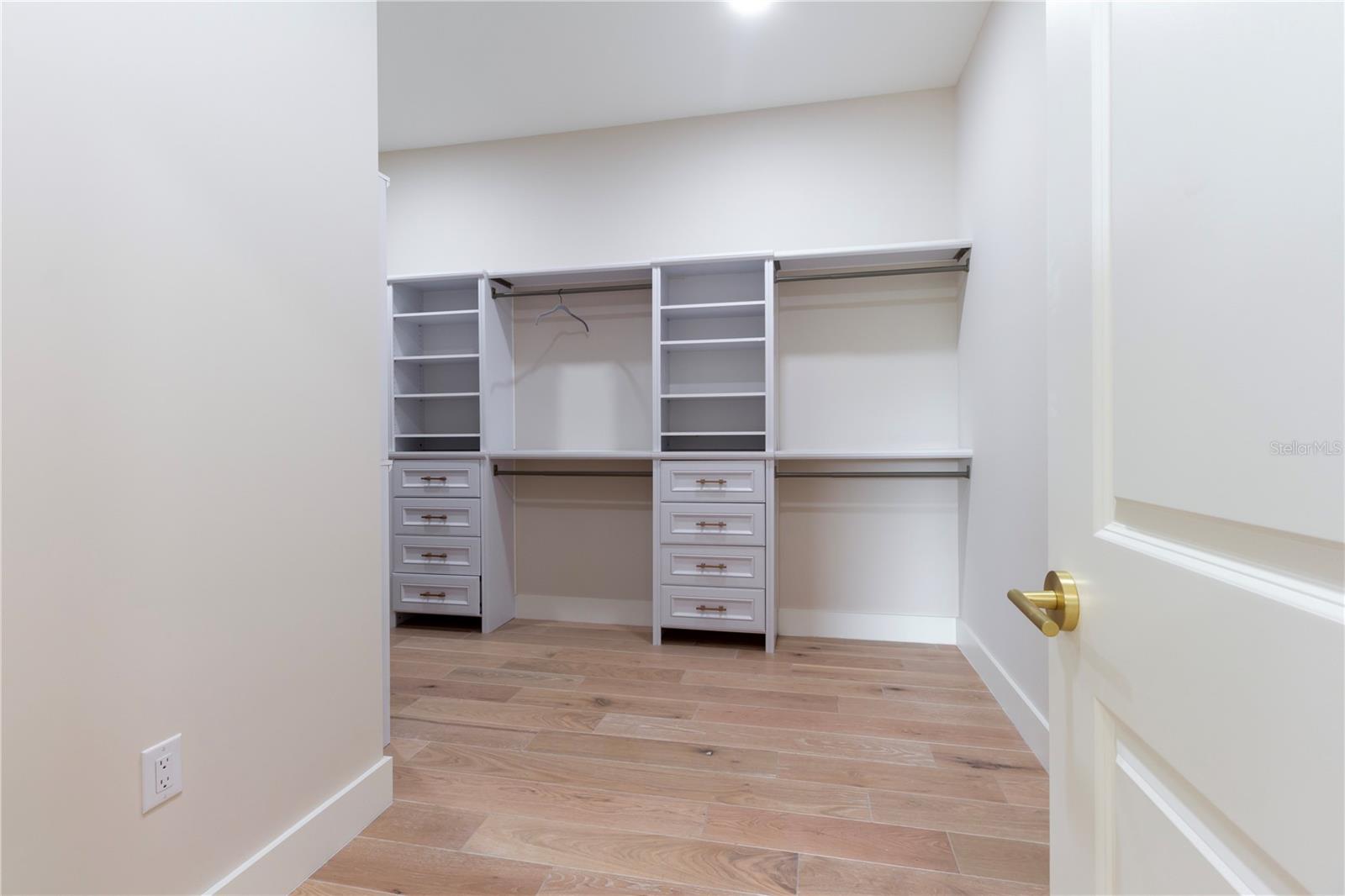 Image 43 of 89 For 1808 Erna Drive