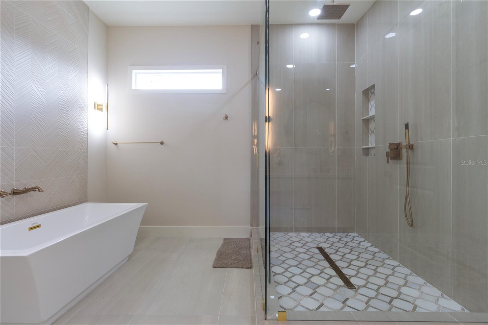 Image 54 of 89 For 1808 Erna Drive