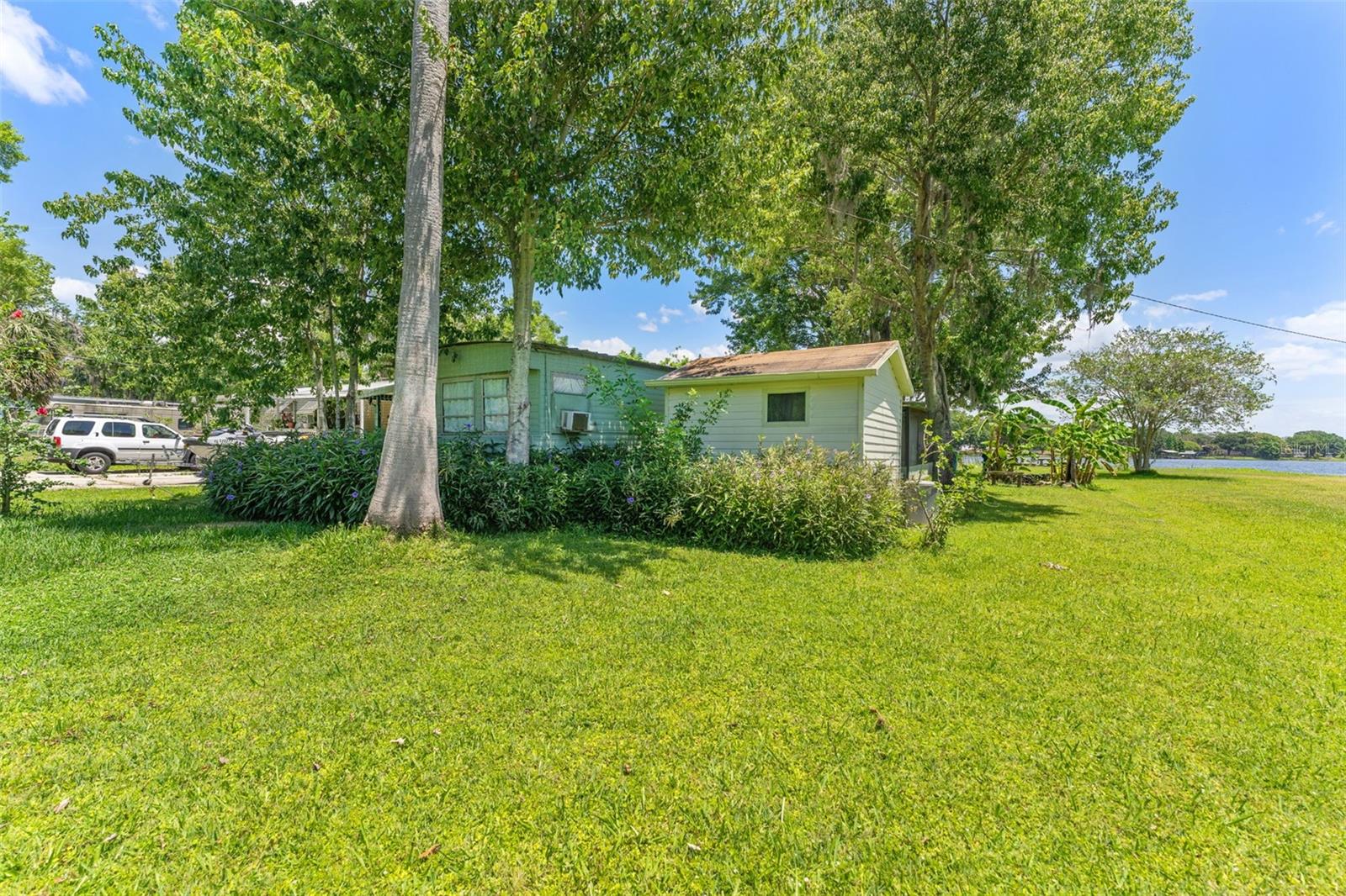 Image 5 of 20 For 7570 Berkley Road