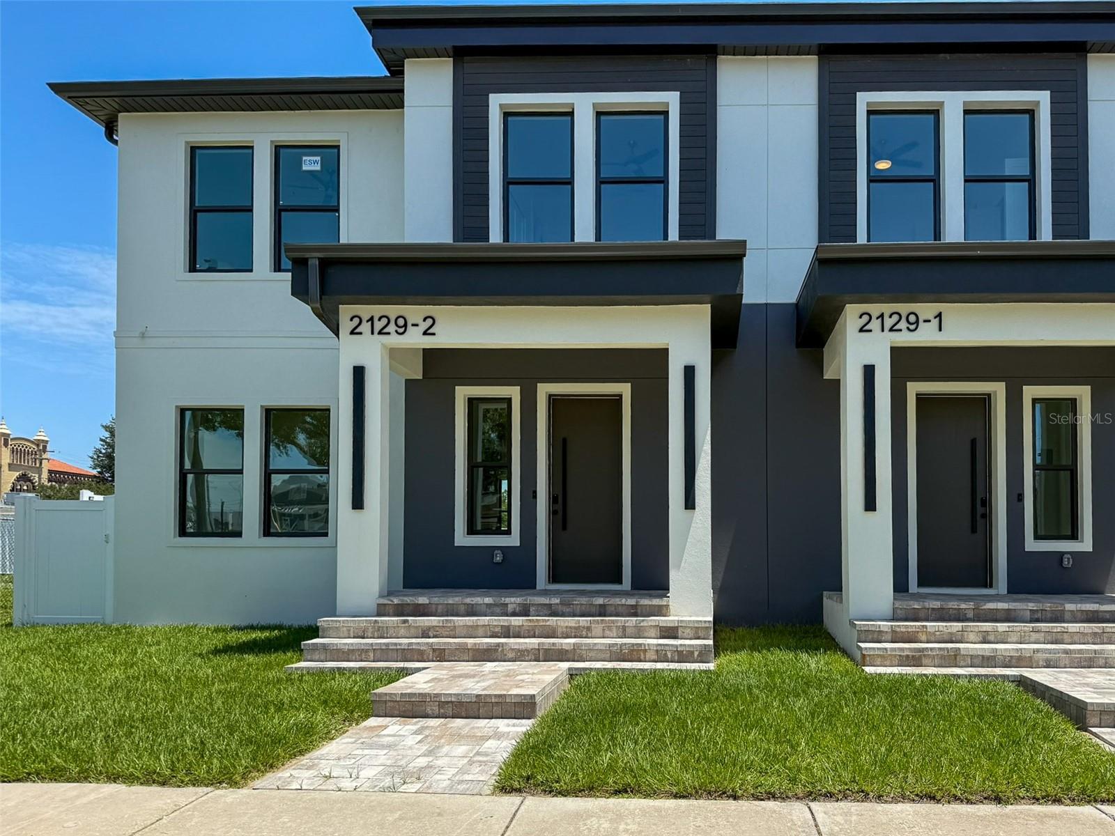 Image 2 of 40 For 2129 Pine Street 2
