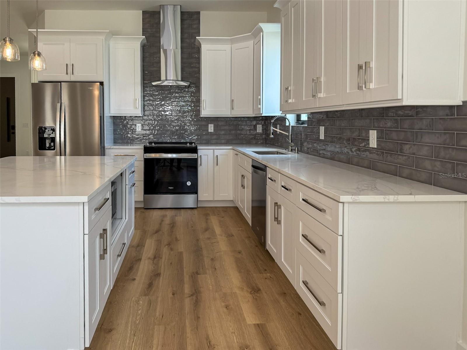 Image 20 of 40 For 2129 Pine Street 2