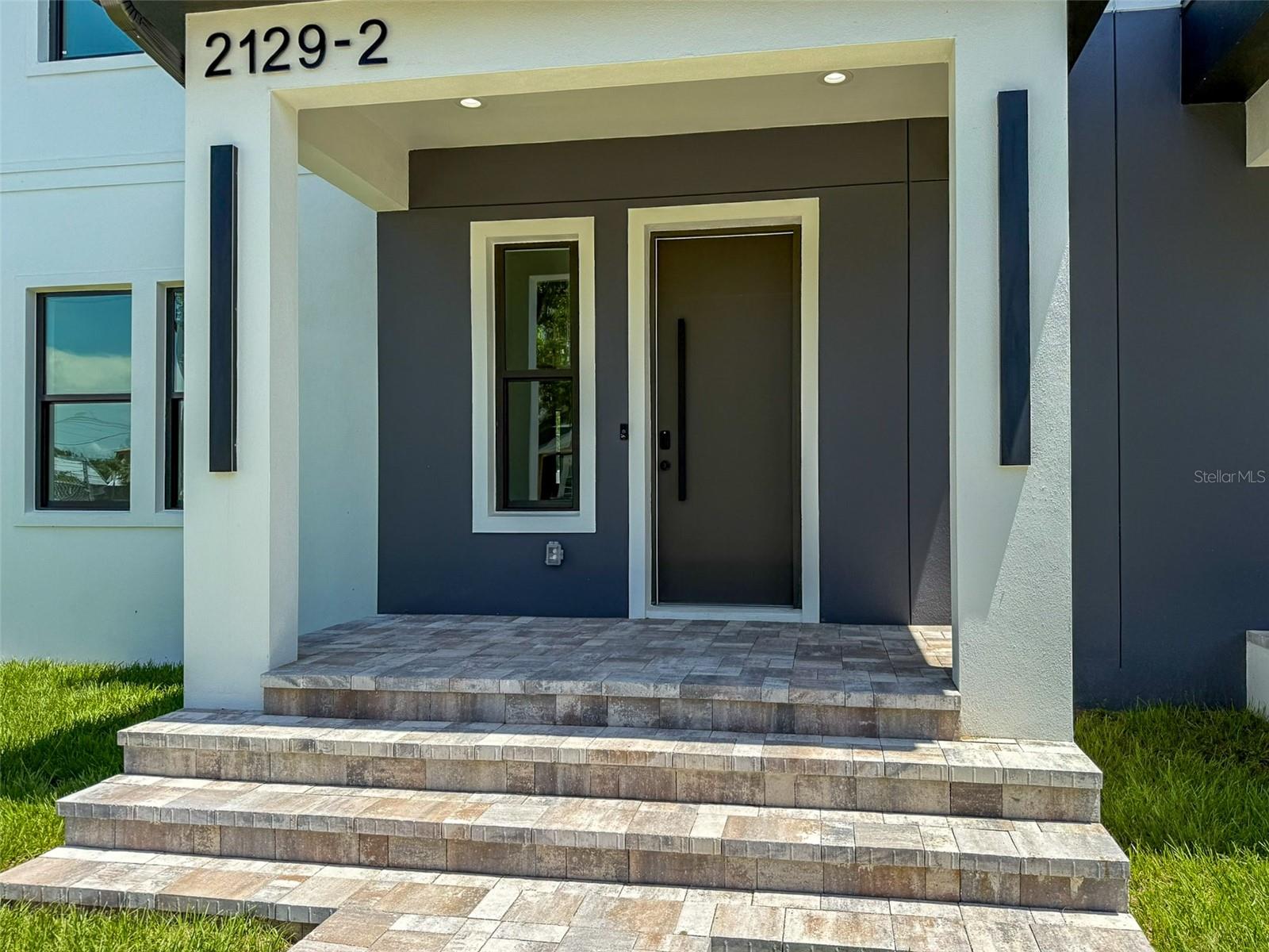 Image 3 of 40 For 2129 Pine Street 2