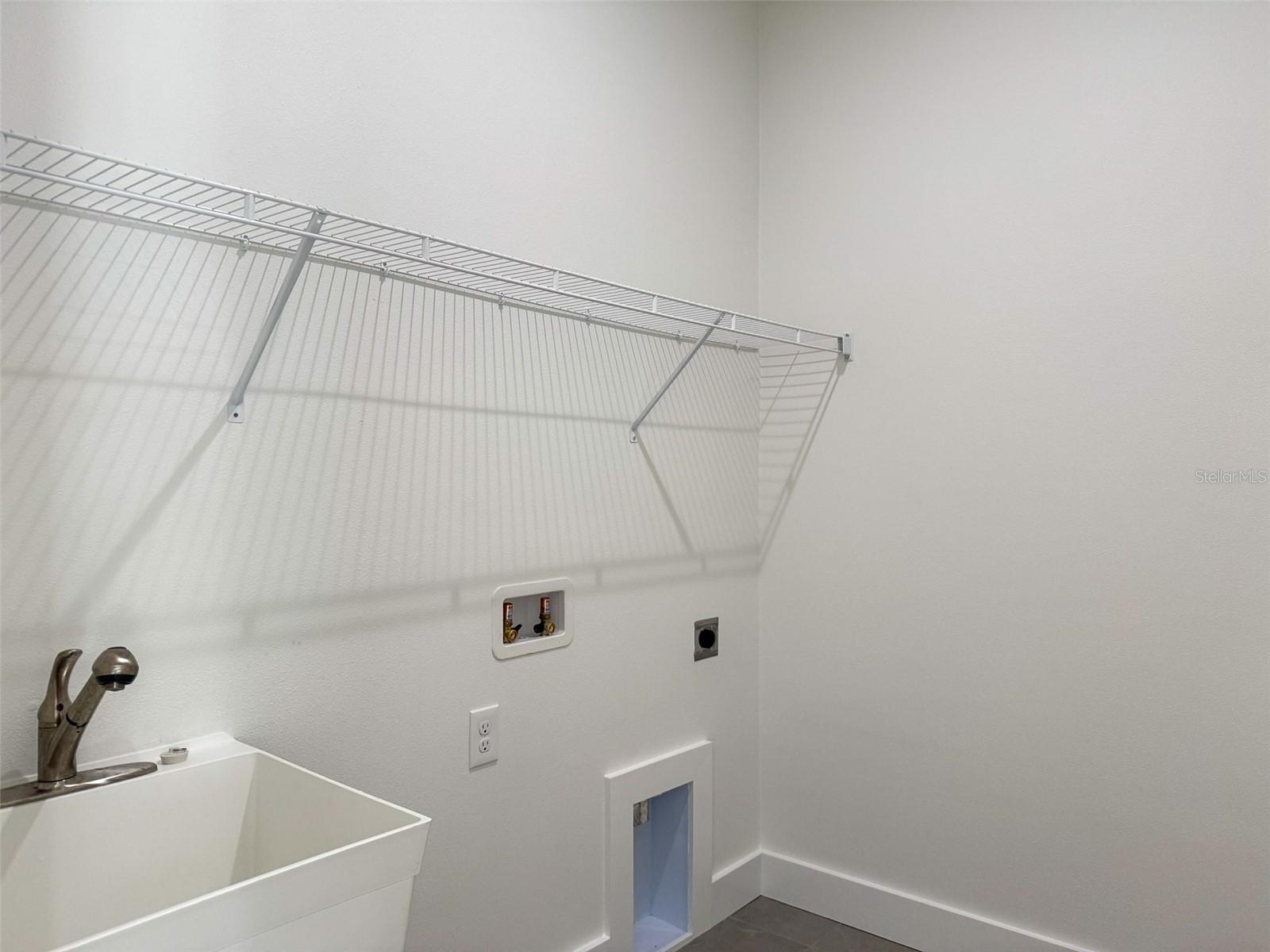 Image 9 of 40 For 2129 Pine Street 2