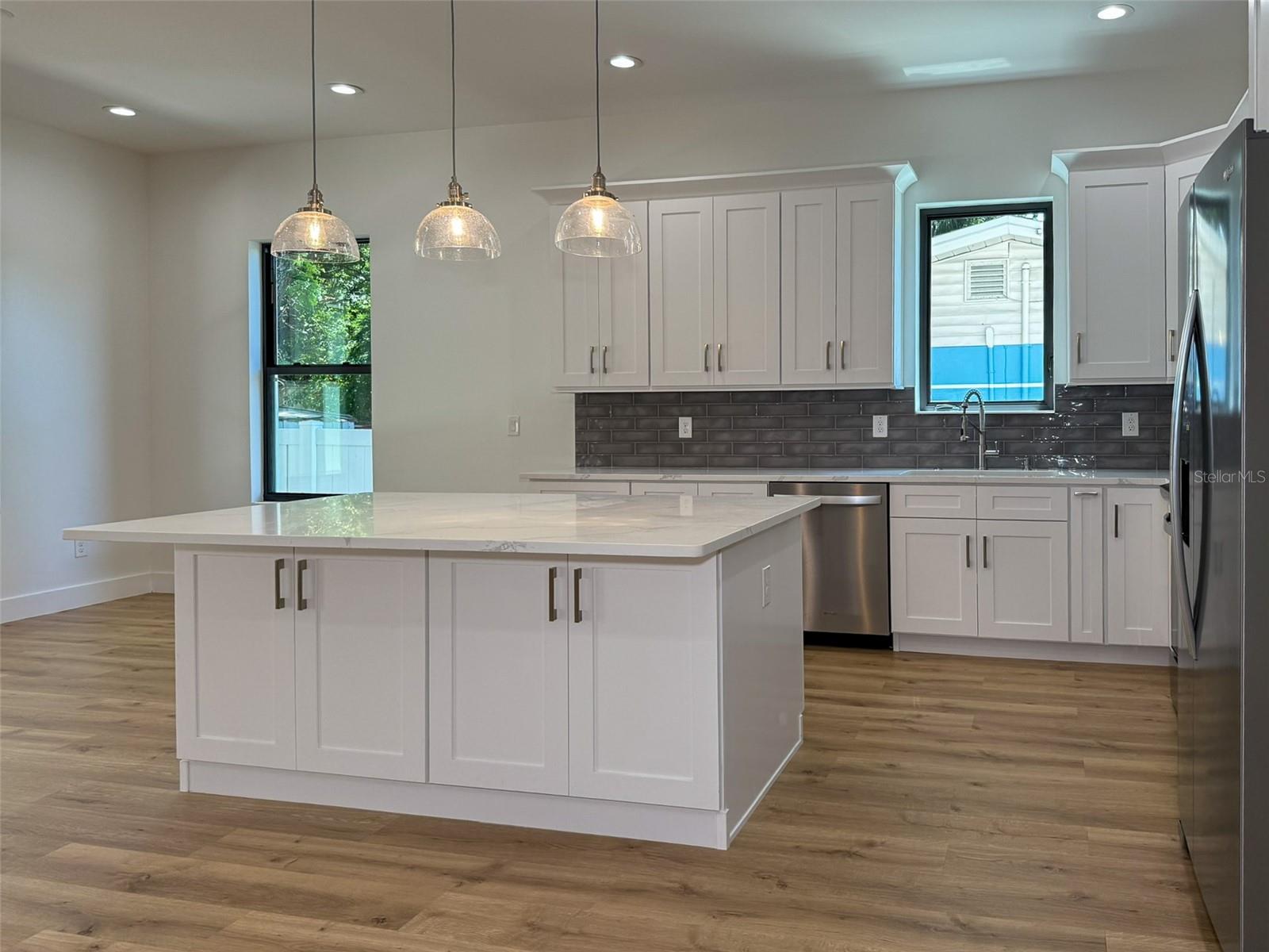 Image 13 of 36 For 2129 Pine Street 1