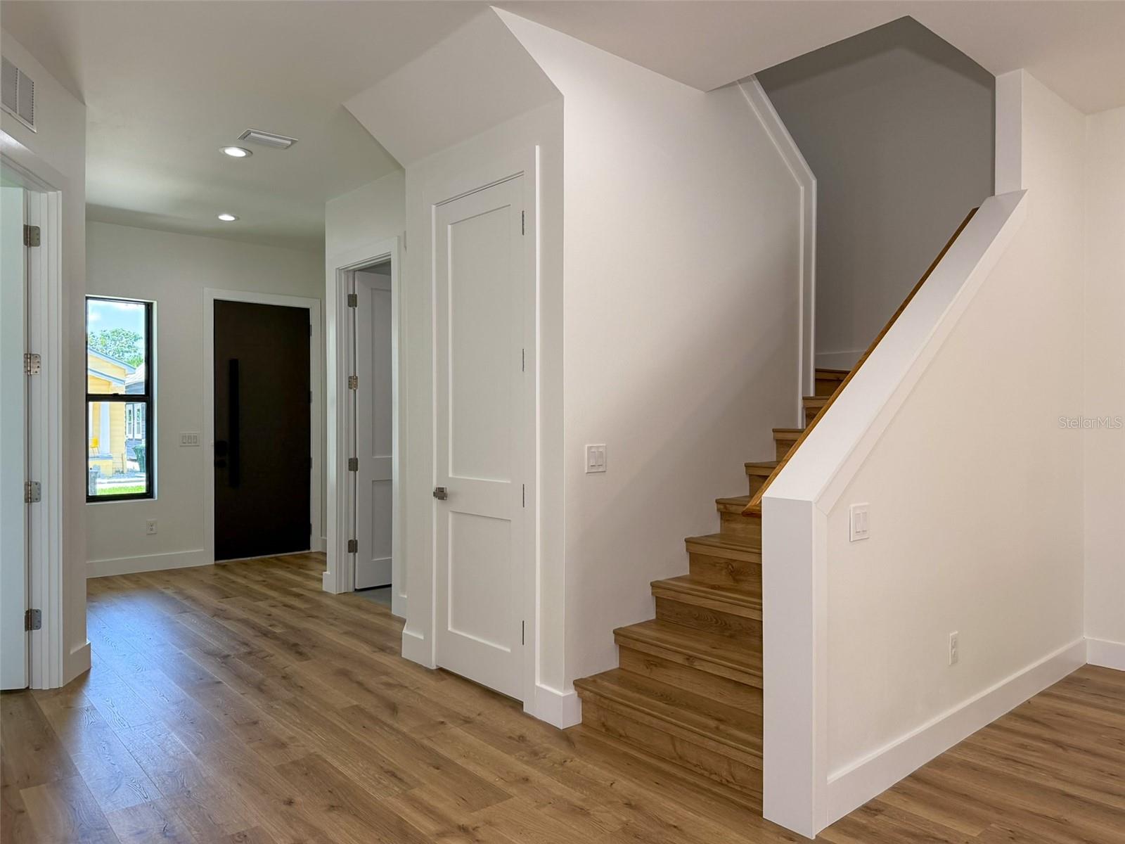 Image 18 of 36 For 2129 Pine Street 1