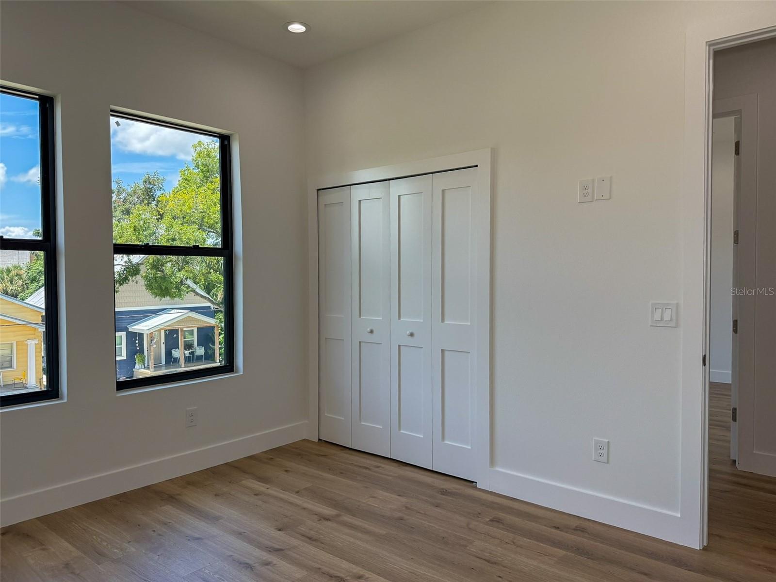 Image 22 of 36 For 2129 Pine Street 1