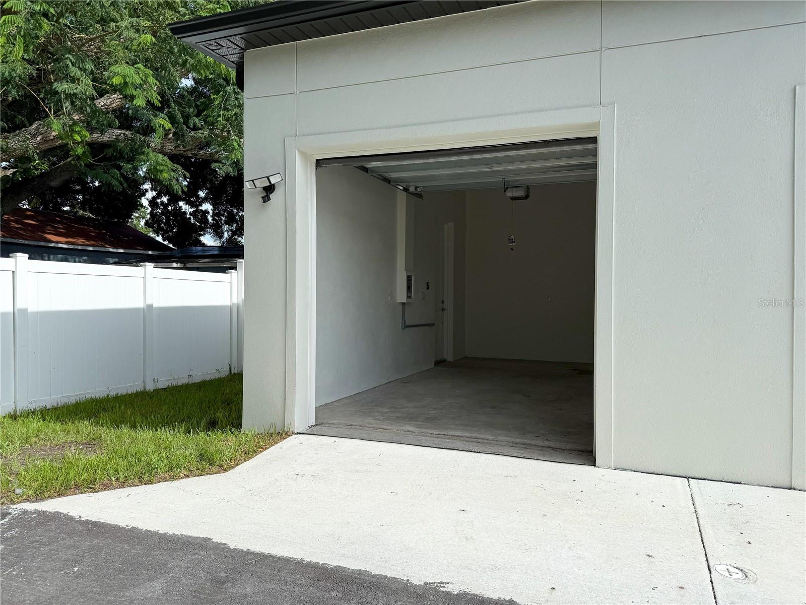 Image 34 of 36 For 2129 Pine Street 1