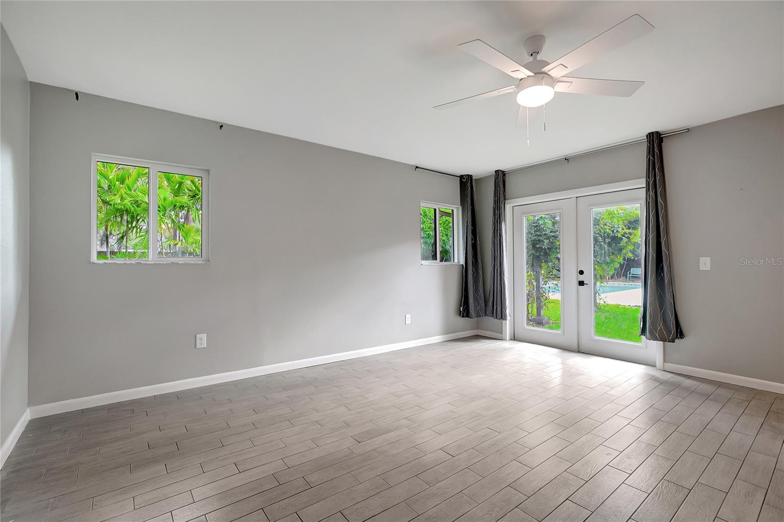 Image 32 of 64 For 1710 Brentwood Drive
