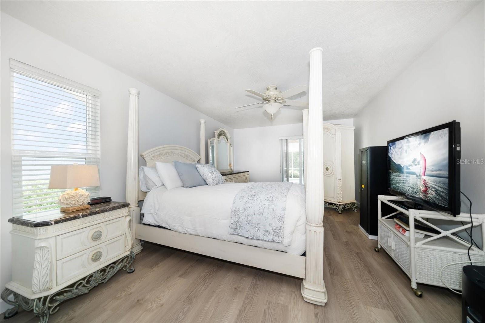 Image 14 of 39 For 2567 Frisco Drive