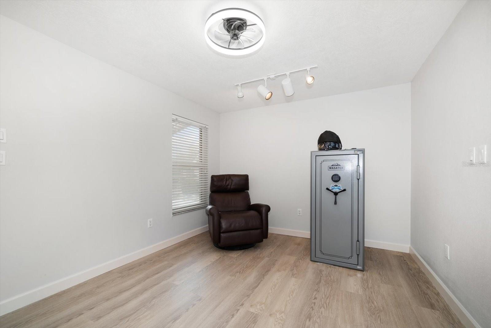 Image 29 of 39 For 2567 Frisco Drive