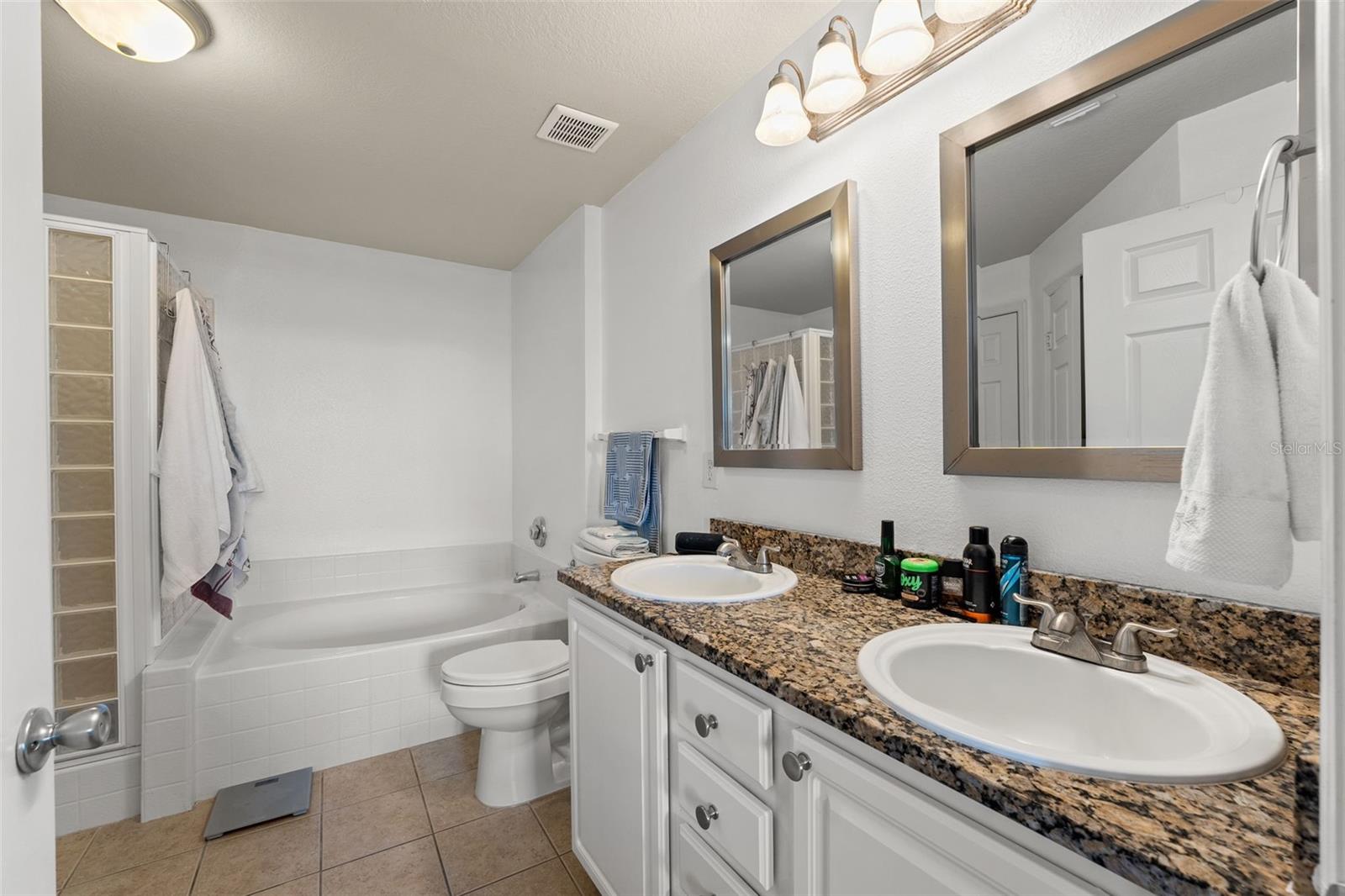 Image 14 of 42 For 501 Knights Run Avenue 2119