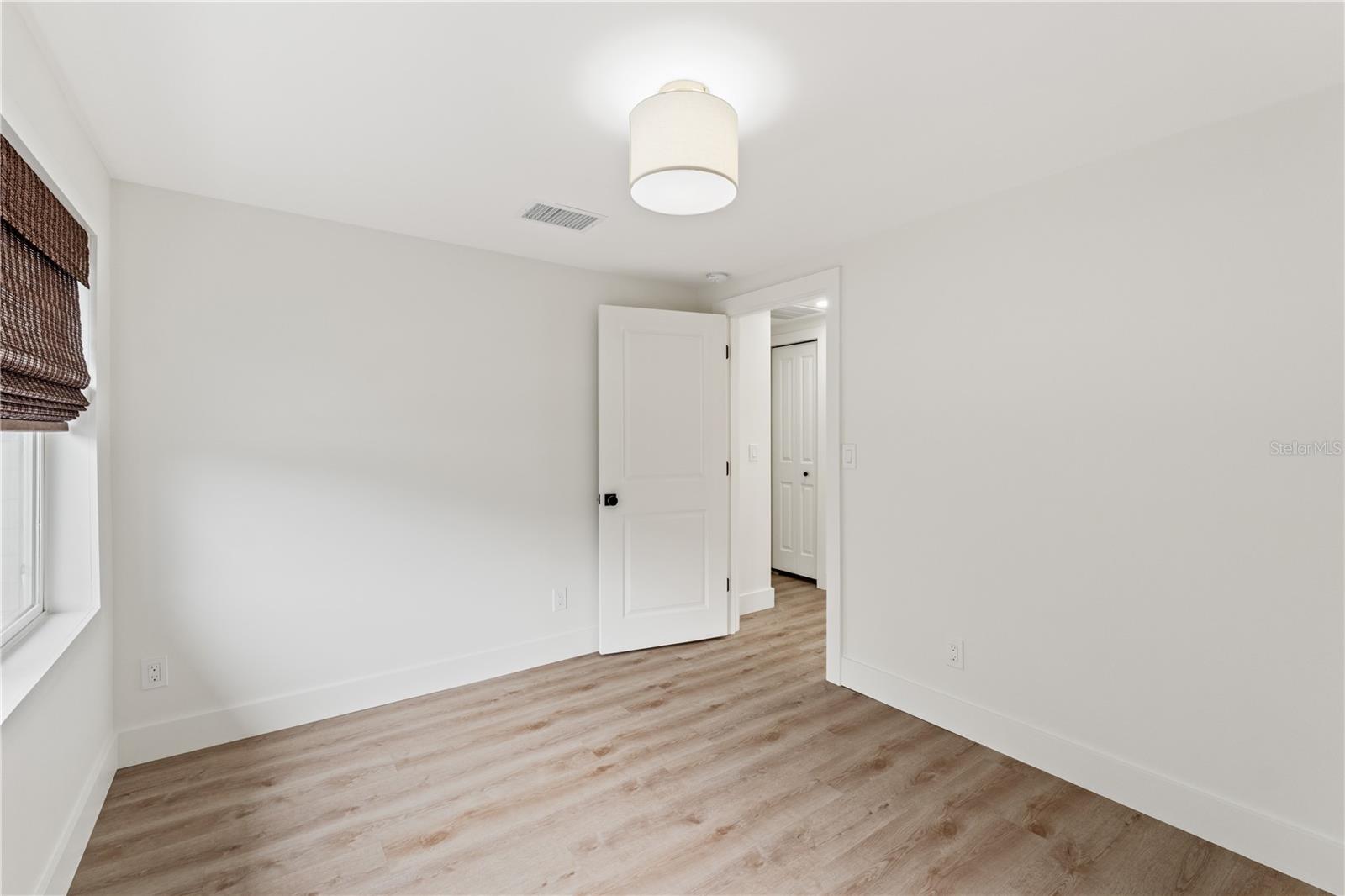Image 16 of 27 For 4501 Highland Avenue