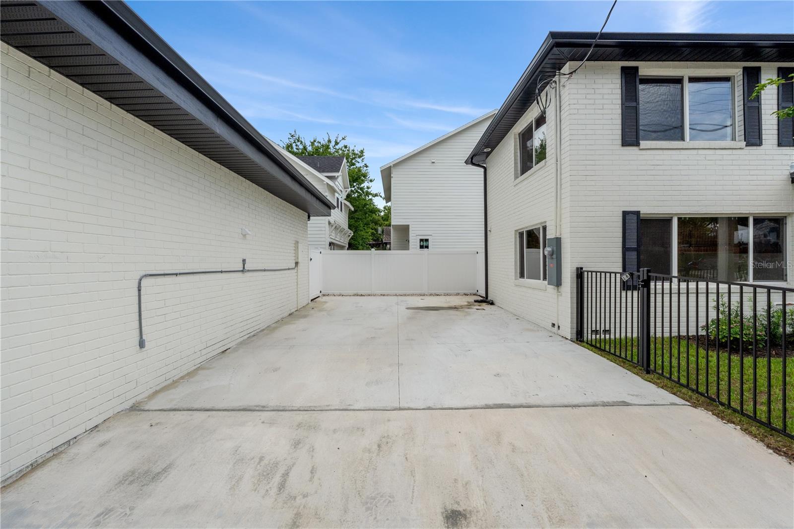 Image 26 of 27 For 4501 Highland Avenue