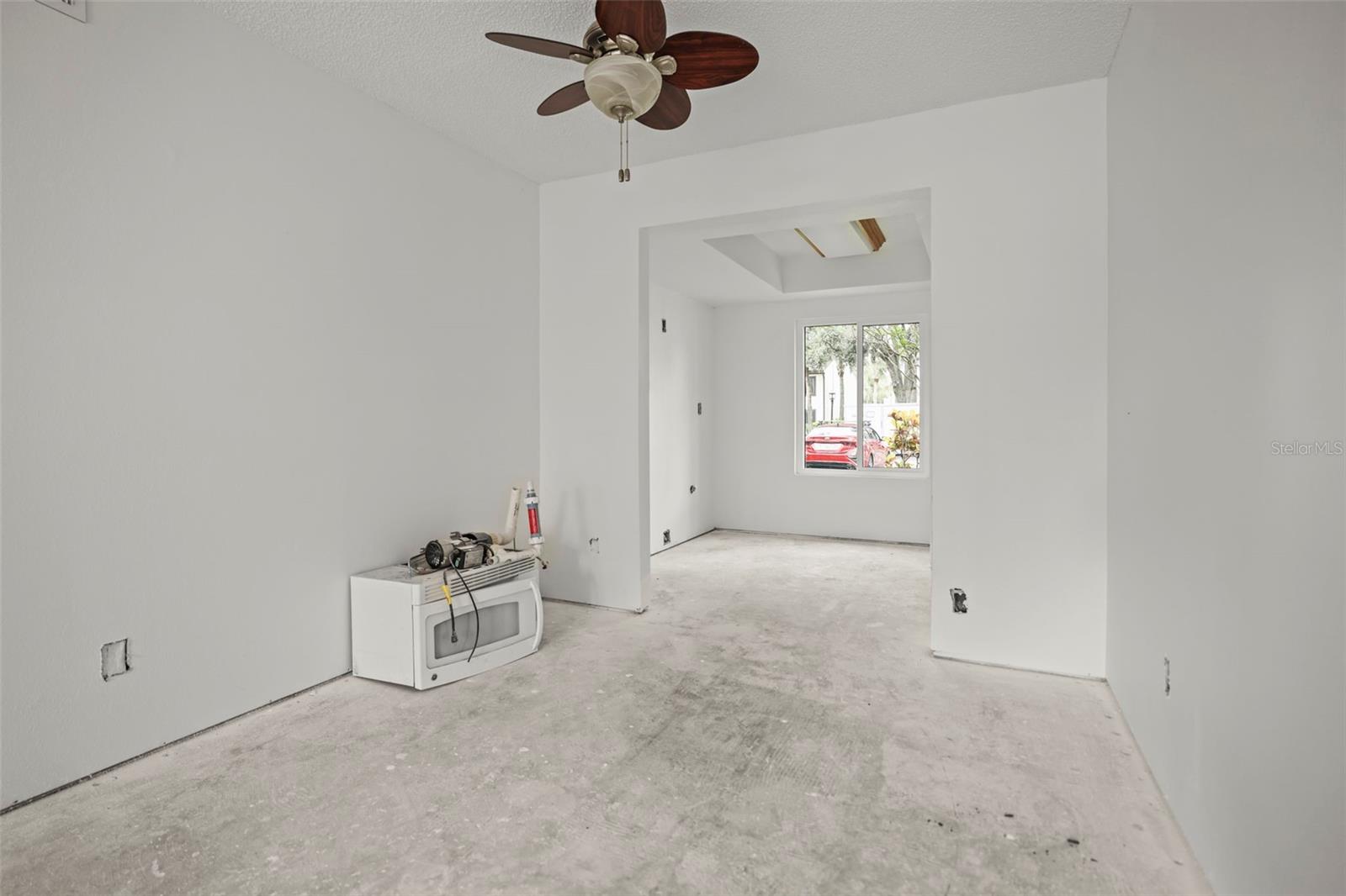 Image 16 of 71 For 358 Moorings Cove Drive 4b