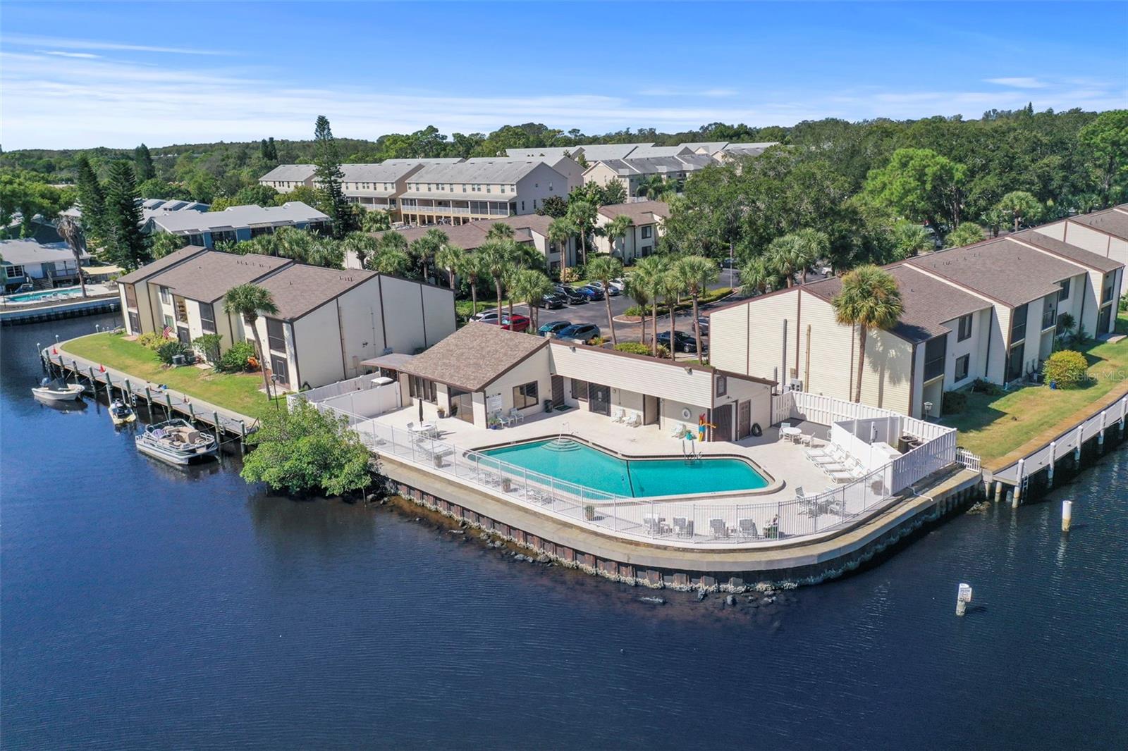 Image 2 of 71 For 358 Moorings Cove Drive 4b