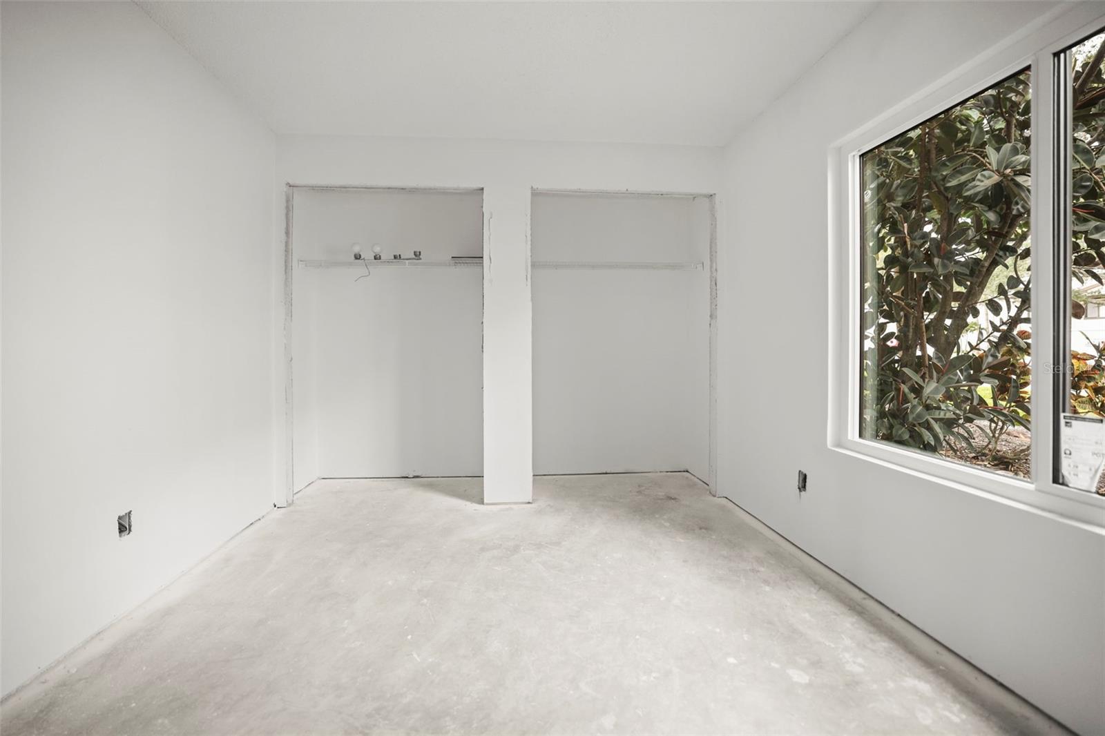 Image 30 of 71 For 358 Moorings Cove Drive 4b