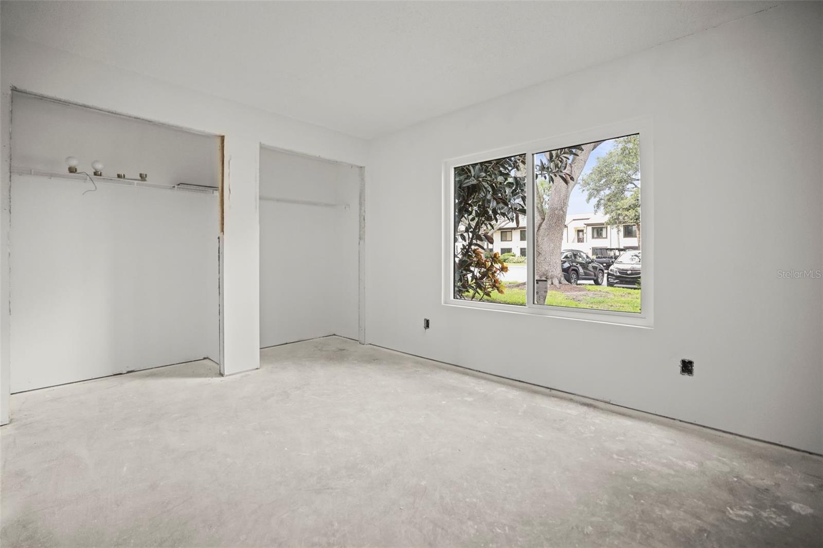 Image 32 of 71 For 358 Moorings Cove Drive 4b