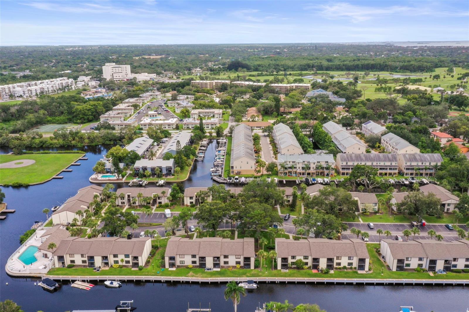 Image 43 of 71 For 358 Moorings Cove Drive 4b