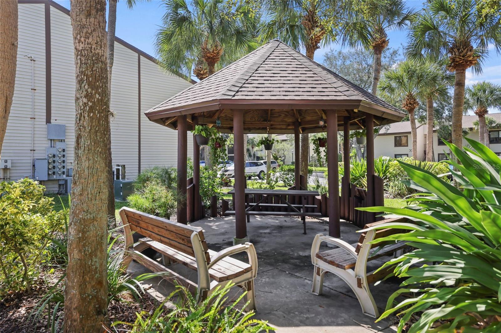 Image 50 of 71 For 358 Moorings Cove Drive 4b