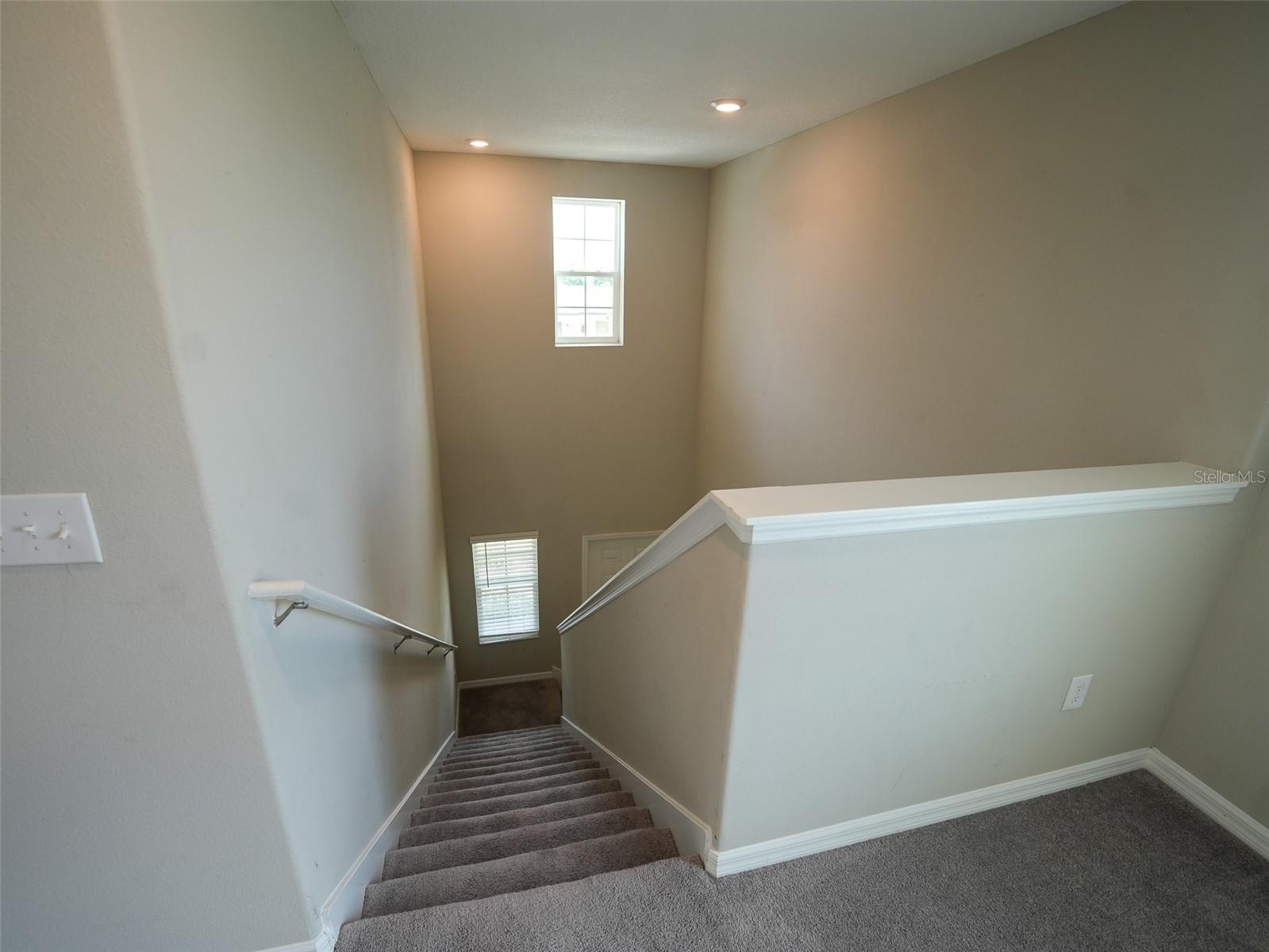 Image 13 of 29 For 402 Royal Empress Drive