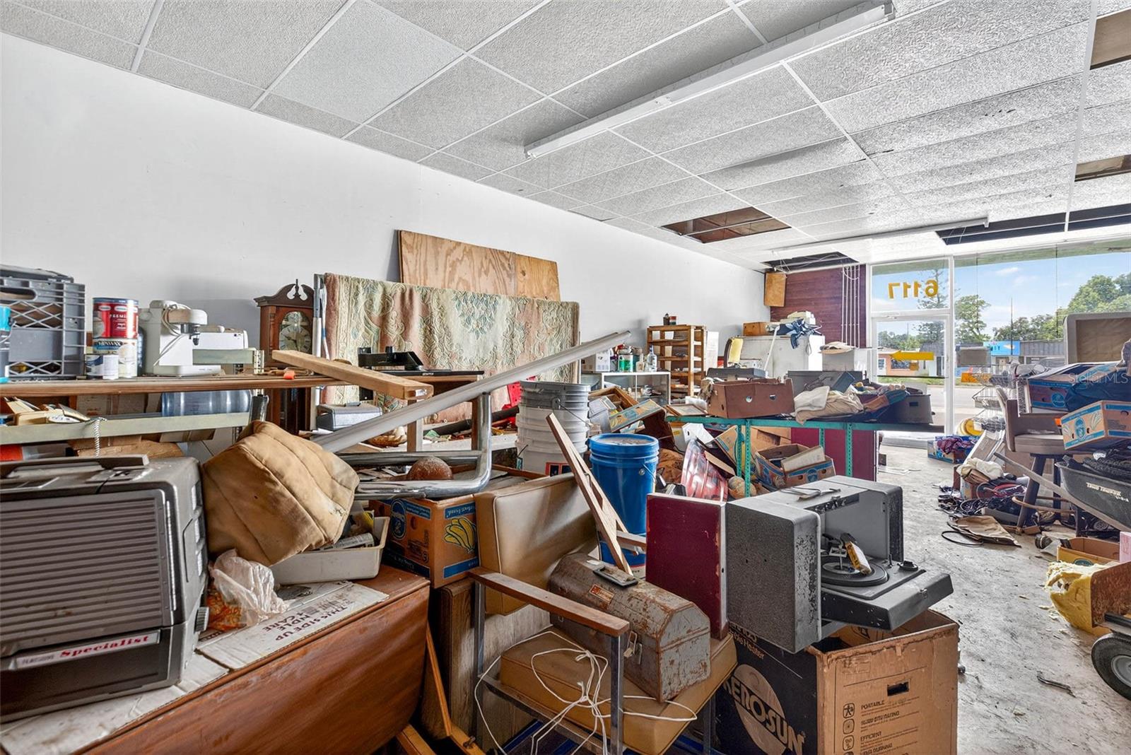 Listing photo id 29 for 6115 Seminole Boulevard